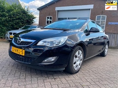 Opel Astra - 1.4 Edition Bj 2011, Airco, Cruise, trekhaak. inruil is mogelijk