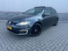 Volkswagen Golf - 1.4 TSi GTE Leer+Pano Dak