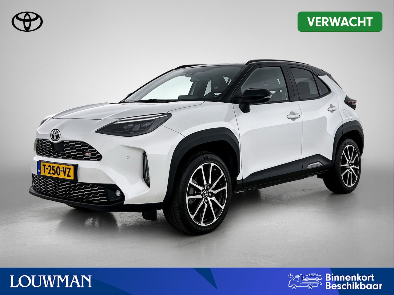 Toyota Yaris Cross - 1.5 Hybrid GR Sport | JBL | Head-Up Display | Dodehoek Detectie | LED Matrix | Stoel+Stuur - AutoWereld.nl