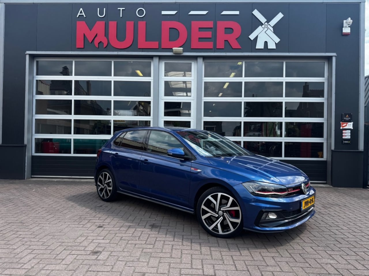 Volkswagen Polo - 2.0 TSI GTI / DSG / VitualDash / Cruise / LED / Dealeronderhouden! - AutoWereld.nl