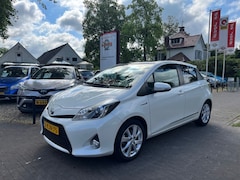 Toyota Yaris - 1.5 FULL HYBRID DYNAMIC / PANODAK / CAMERA / CRUISE CTR. / AIRCO-ECC / AFN. TREKHAAK