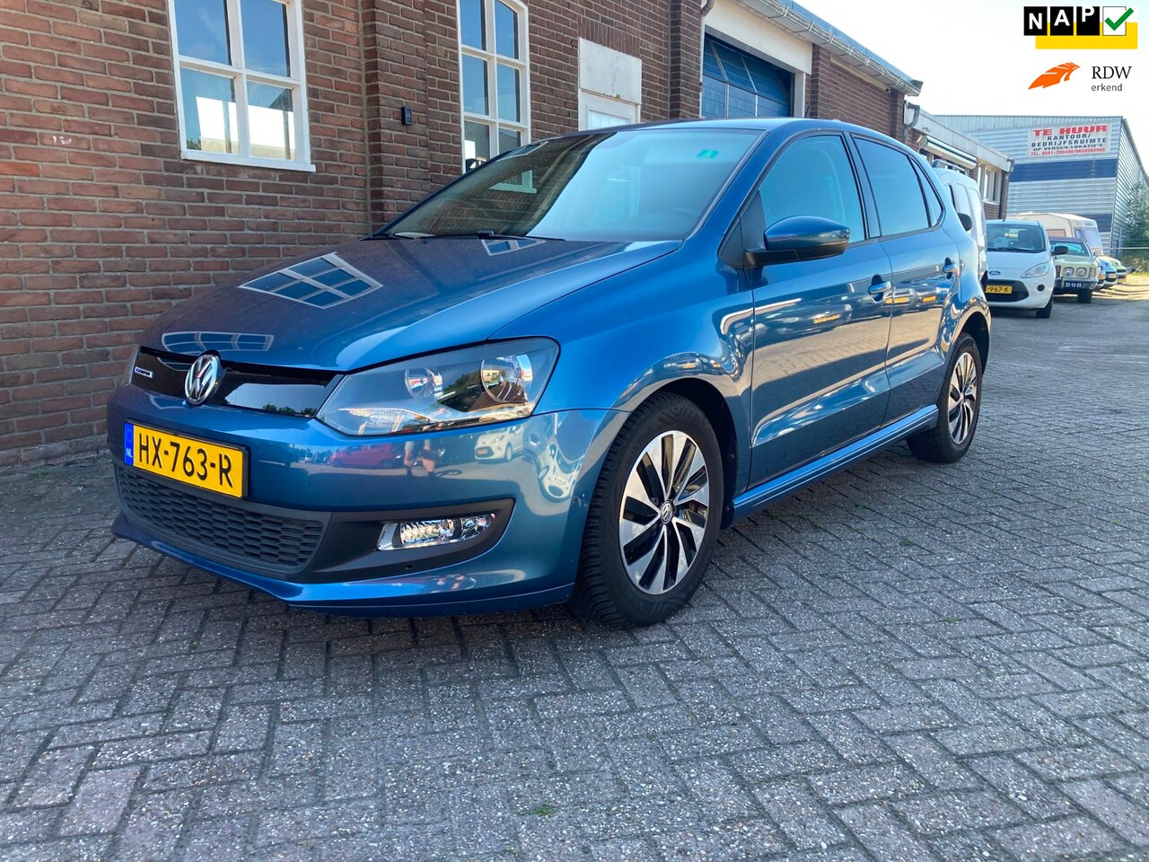 Volkswagen Polo - 1.0 BlueMotion Edition bj 2016, Airco, Cruise, Navi, LM velgen, Inruil is mogelijk - AutoWereld.nl