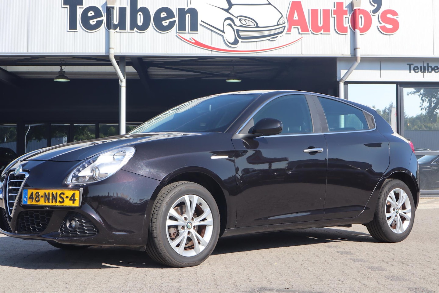 Alfa Romeo Giulietta - 1.4 T Distinctive | 6 versnellingen | Climate control | zie foto's! - AutoWereld.nl