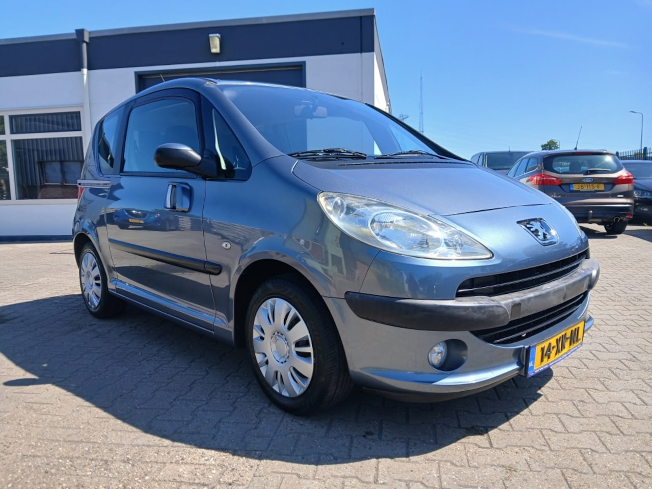 Peugeot 1007 - 1.4 67.000 Km Nap/Nieuwe D.riem/Koude Airco - AutoWereld.nl