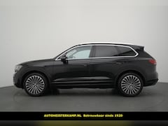 Volkswagen Touareg - 3.0 TSi eHybrid 4MOTION Elegance Head-Up Stoelkoeling Massage Panoramadak Trekhaak Luchtve