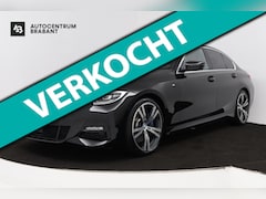 BMW 3-serie - 330i High Executive Edition (STOELVERWARMING, SFEERVERLICHTING, ACHTERUITRIJCAMERA, NAVIGA