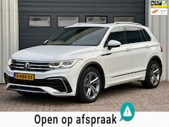 Volkswagen Tiguan - 1.5 TSI R-Line Business+ PANO / 89.577 NAP