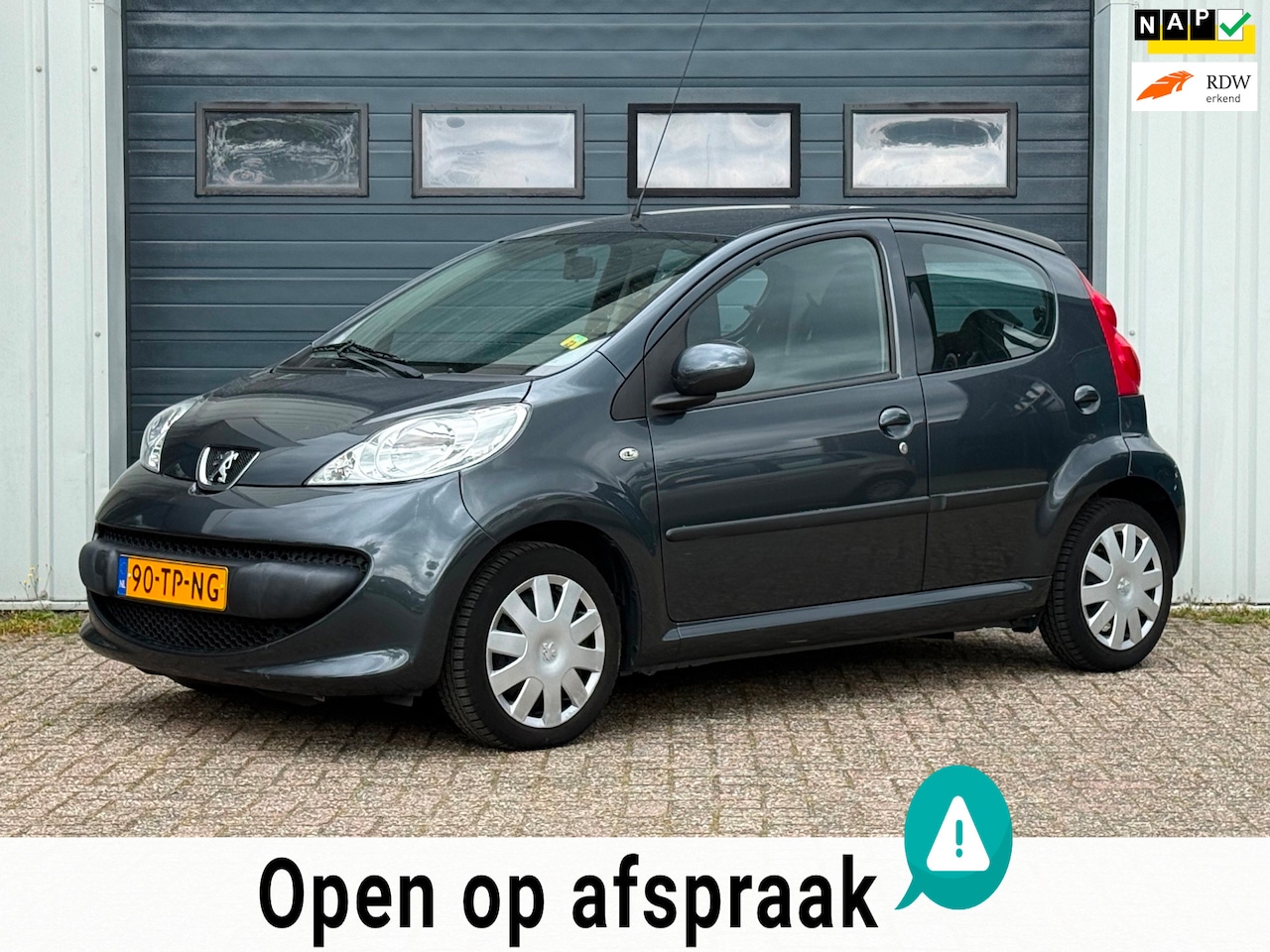 Peugeot 107 - 1.0-12V XS 5-deurs AUTOMAAT / AIRCO / NAP - AutoWereld.nl