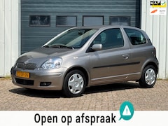 Toyota Yaris - 1.3 VVT-i Sol 2e EIG / AUTOMAAT / AIRCO / NAP