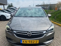 Opel Astra Sports Tourer - 1.0 Business+