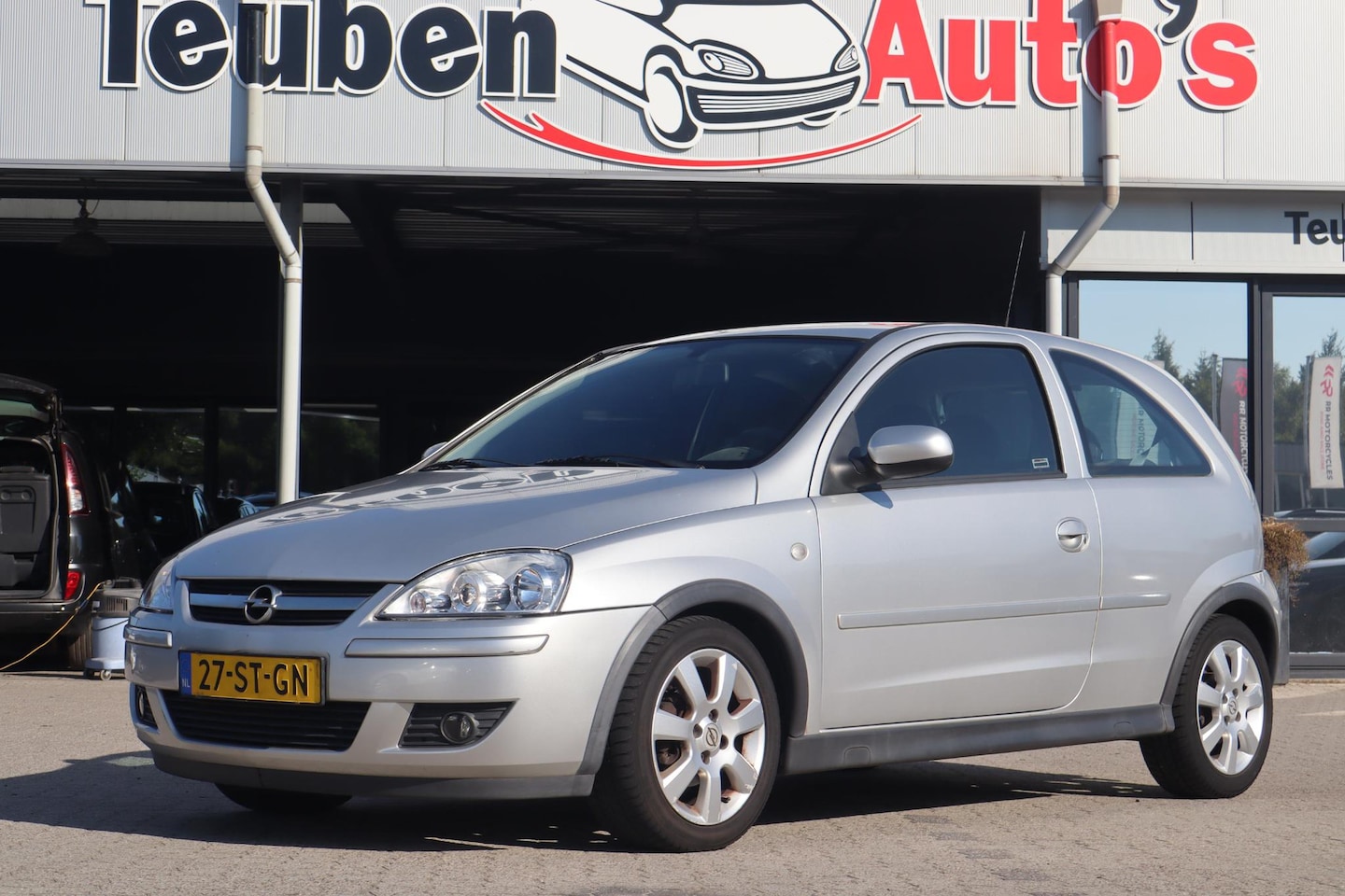 Opel Corsa - 1.2-16V Silverline | Nieuwe APK | Lm velgen | Airco | 143.746Km - AutoWereld.nl