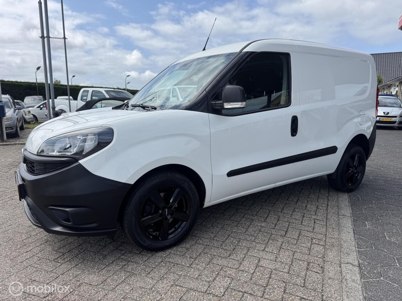 Fiat Doblò Cargo - 1.6 MJ L1H1 41000 km NAP Nieuwe Velgen - AutoWereld.nl