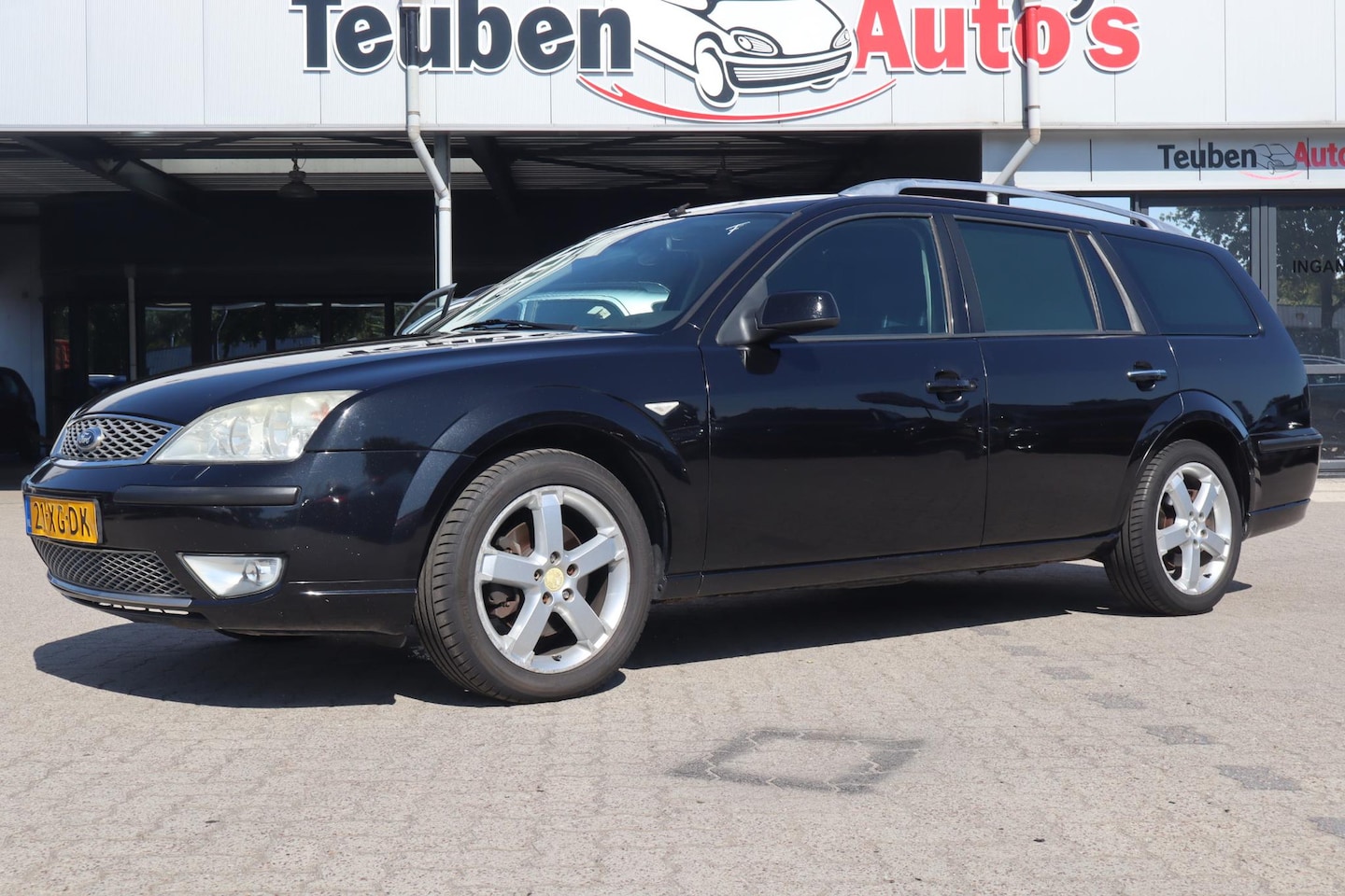 Ford Mondeo Wagon - 1.8-16V Platinum | APK 27-05-2027 | Climate control | Trekhaak | Zie foto's! - AutoWereld.nl
