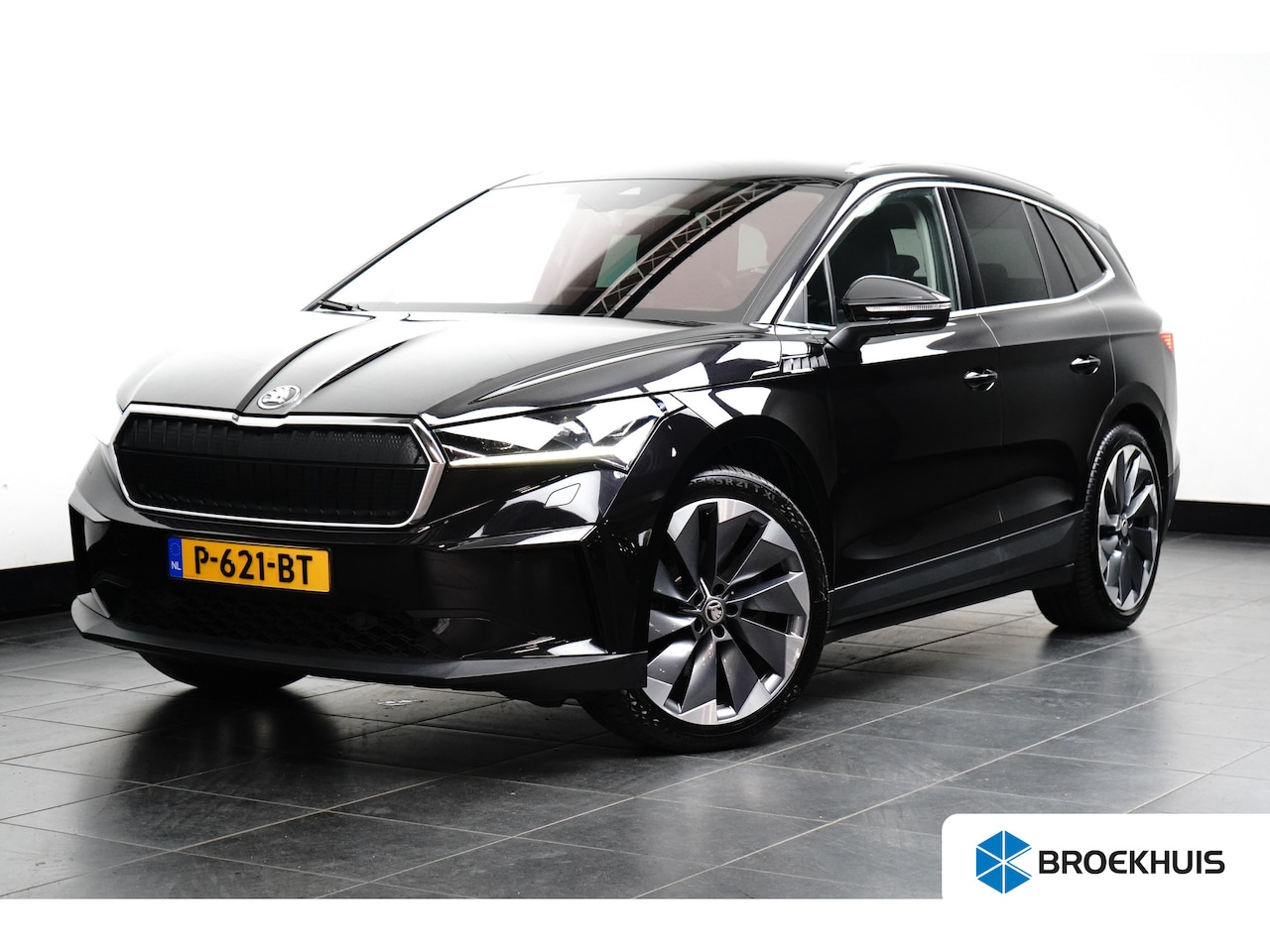 Skoda Enyaq iV - 80 First Edition 204 PK Achteruitrijcamera | Wegklapbare trekhaak | Dodehoek detectie | Wa - AutoWereld.nl