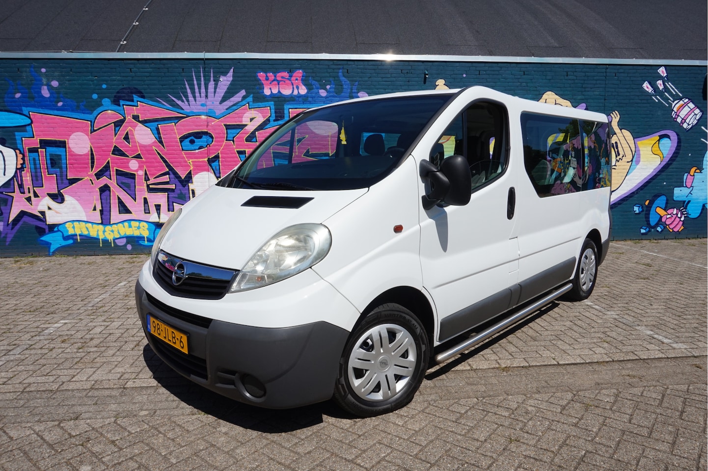 Opel Vivaro Combi - 2.0i L1H1 9 persoons - AutoWereld.nl