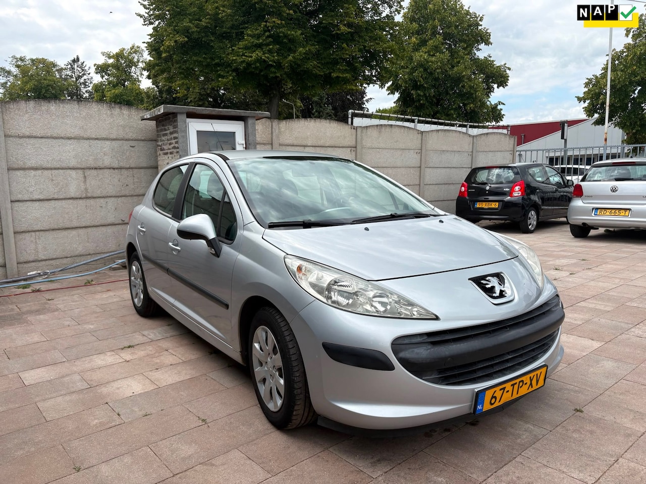 Peugeot 207 - 1.4-16V X-line 1.4-16V X-line|Nieuwe APK - AutoWereld.nl