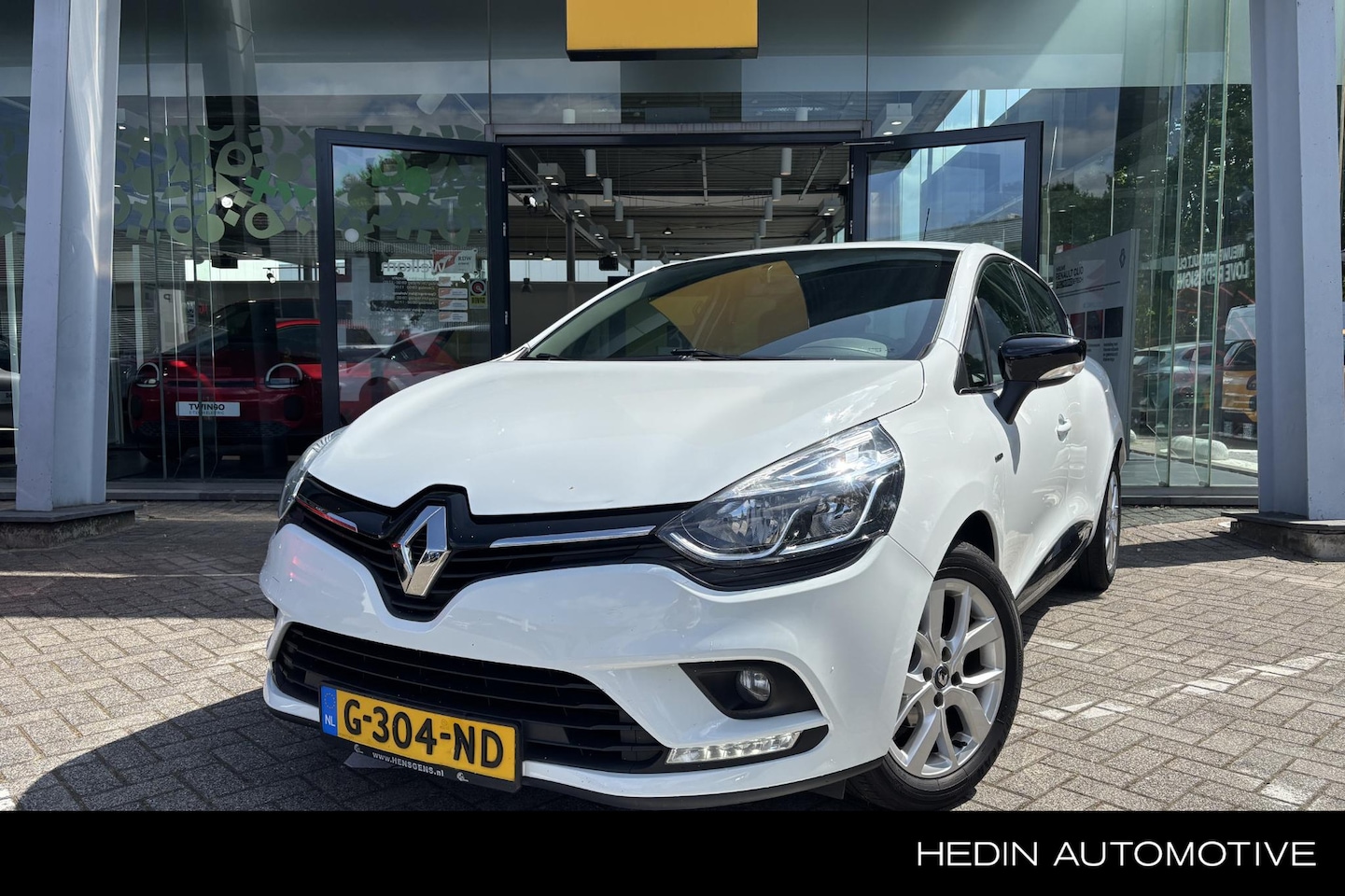 Renault Clio - TCe 90PK Intens | Sensoren | Navigatie | Cruise control | Airco | - AutoWereld.nl