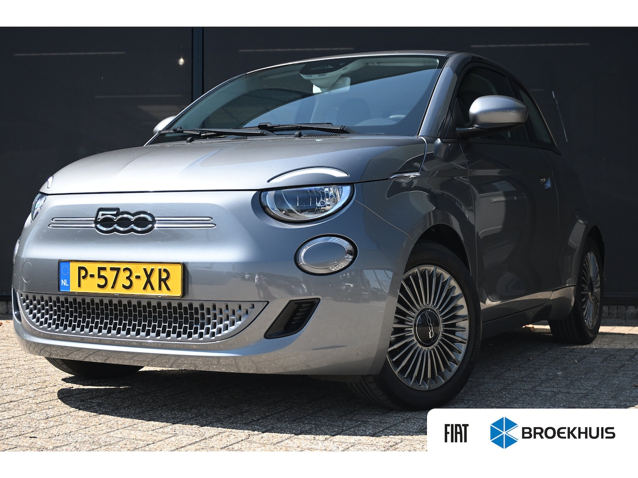 Fiat 500e - Icon 42 kWh 3 Fase 92,5%SOH! | Navigatie | Climate Control | Cruise Control | Draadloos Ap - AutoWereld.nl
