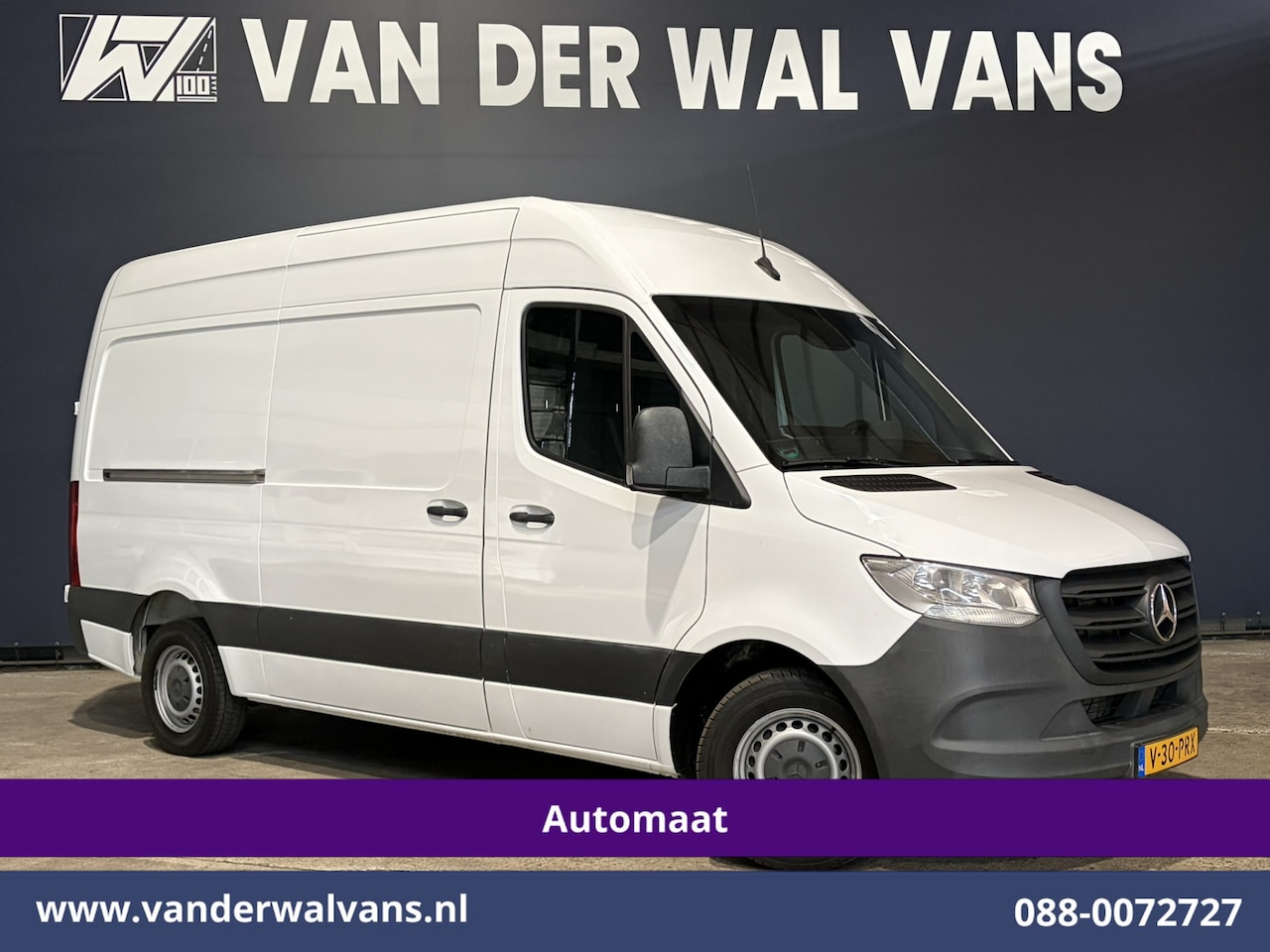 Mercedes-Benz Sprinter - 317 CDI 170pk 9G-Tronic Automaat L2H2 Euro6 Airco | Camera | Navigatie | Apple Carplay | C - AutoWereld.nl