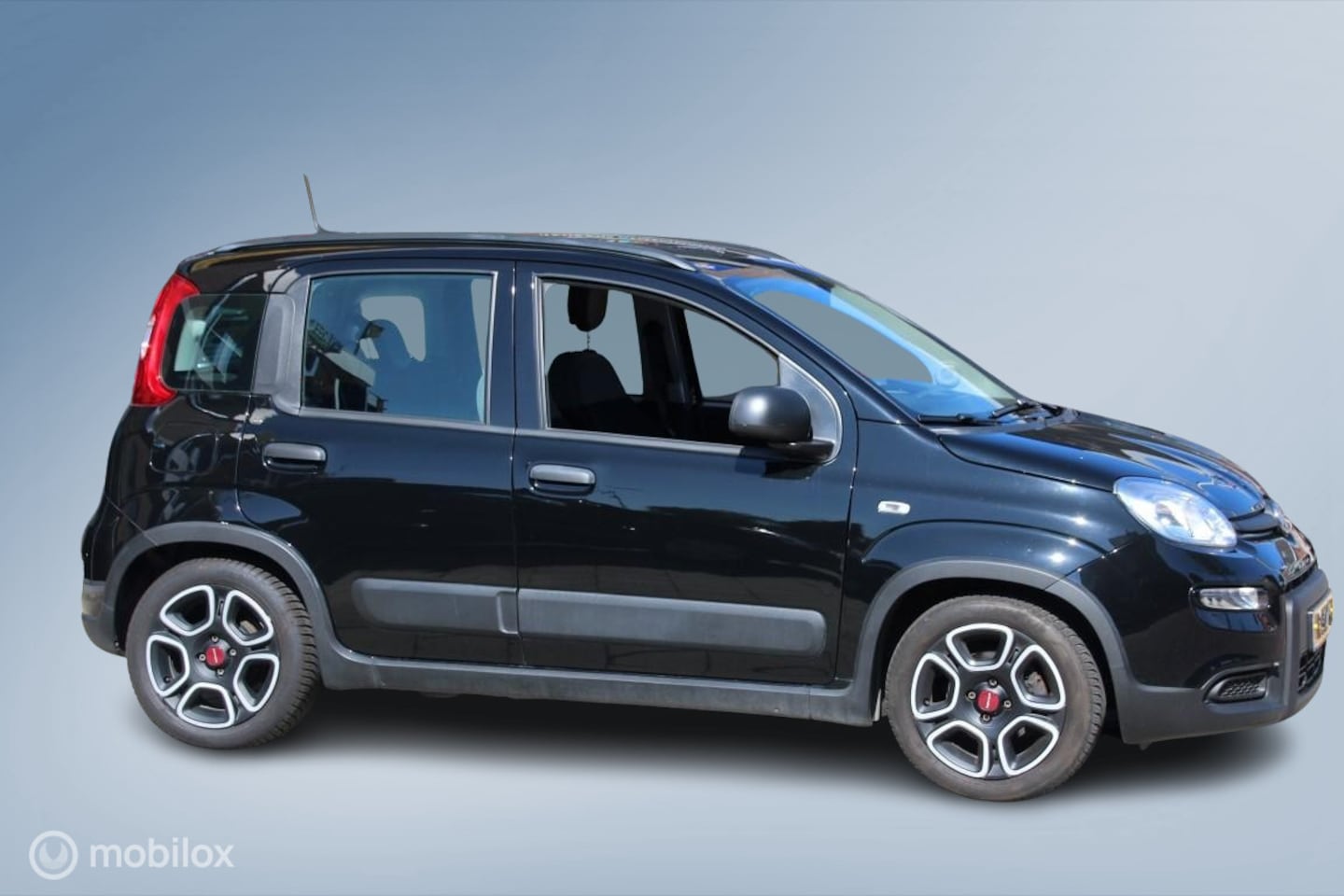 Fiat Panda - 1.0 Hybrid City Life 1.0 Hybrid City Life, Carplay , 3 zitplaatsen achter - AutoWereld.nl