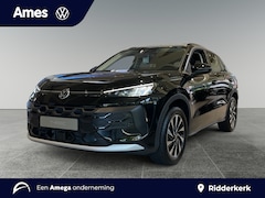 Volkswagen T-Roc - Life First Edition 1.5 eTSI 116 PK | Stoelverwarming | Camera | Sensoren voor & achter |