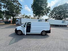 Mercedes-Benz Vito - 114 CDI Lang DC Comfort Mercedes-Benz Vito 114 CDI Lang Automaat | 2020 | 133.000 km | 2e Eigenaar | € 18.950,- ex