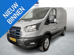 Ford E-Transit - 350 L2H2 Trend 68 kWh met o.a. een 360 graden camera, Adaptieve Cruise Control, Dodehoek d