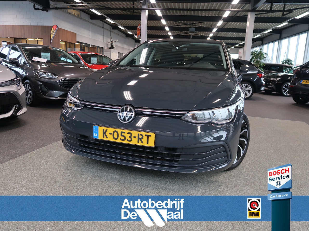 Volkswagen Golf - 1.0 eTSi 110pk DSG Business 5-drs. CAMERA/KEYLESS/WINTERPACK/CARPLAY/17INCH - AutoWereld.nl