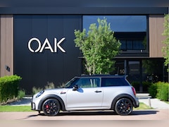 MINI 3-Deurs - 2.0 John Cooper Works F1 Aut. | Navi | Panorama | Lounge Leder | H&K | Head-Up | Camera |