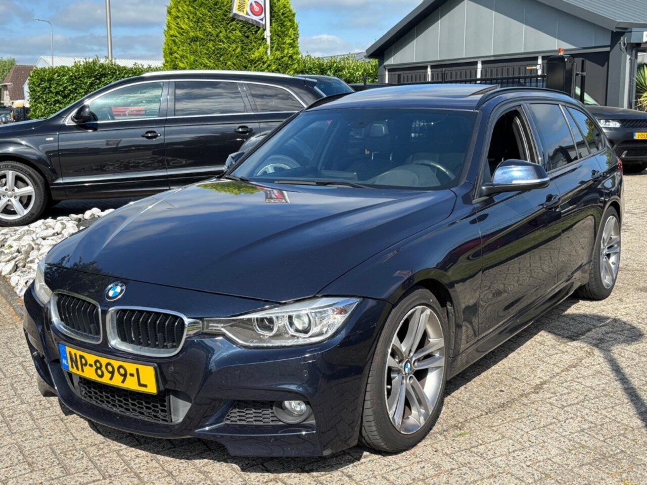 BMW 3-serie Touring - 330D High Exe 2014 M-Pakket Panodak HUD - AutoWereld.nl