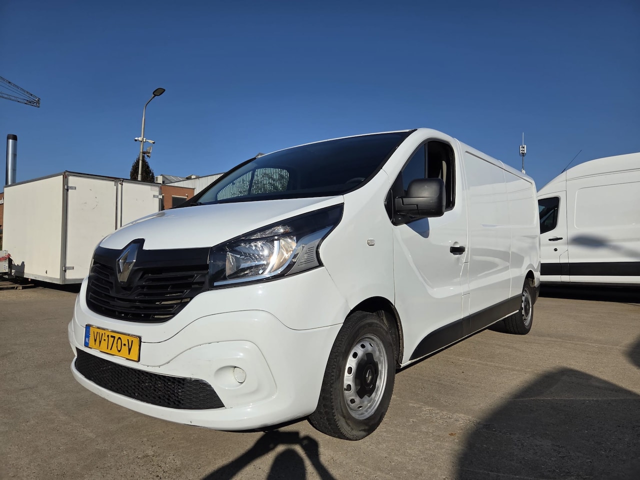 Renault Trafic - dCi T29 L2 Comfort Airco Cruise control , Navigatie Trekhaak - AutoWereld.nl