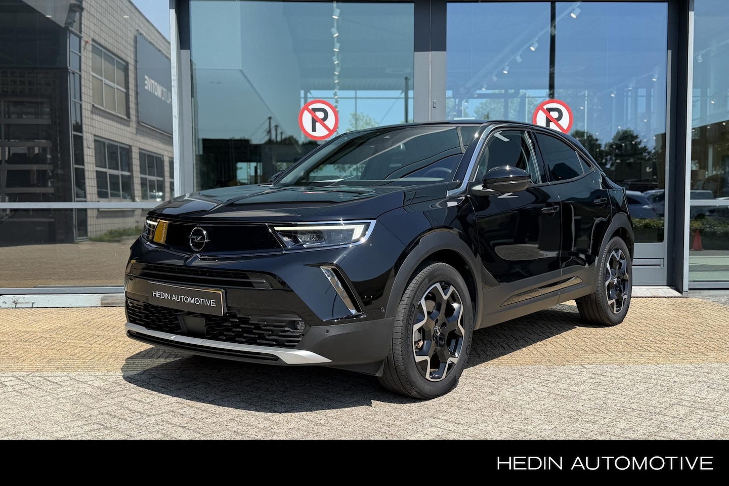 Opel Mokka-e - Ultimate 50-kWh | Navigatie | Camera | Alcantara / Leder | Climate control | Adapt. Cruise - AutoWereld.nl