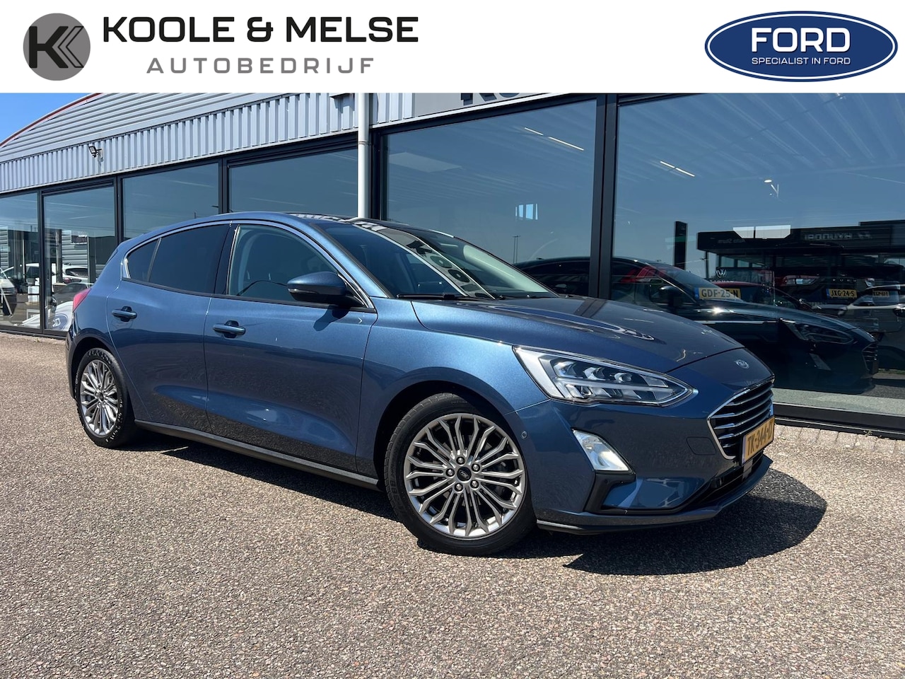 Ford Focus - 1.0 EcoBoost Titanium 1.0 EcoBoost 125pk Titanium , trekhaak , winterpakket - AutoWereld.nl