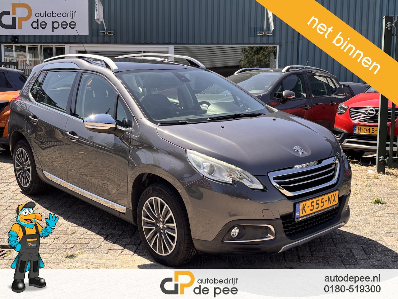 Peugeot 2008 - 1.2 PureTech Blue Lease Executive GARANTIE/CRUISE/CLIMA/PAN.DAK/TREKHAAK/NAVI - AutoWereld.nl