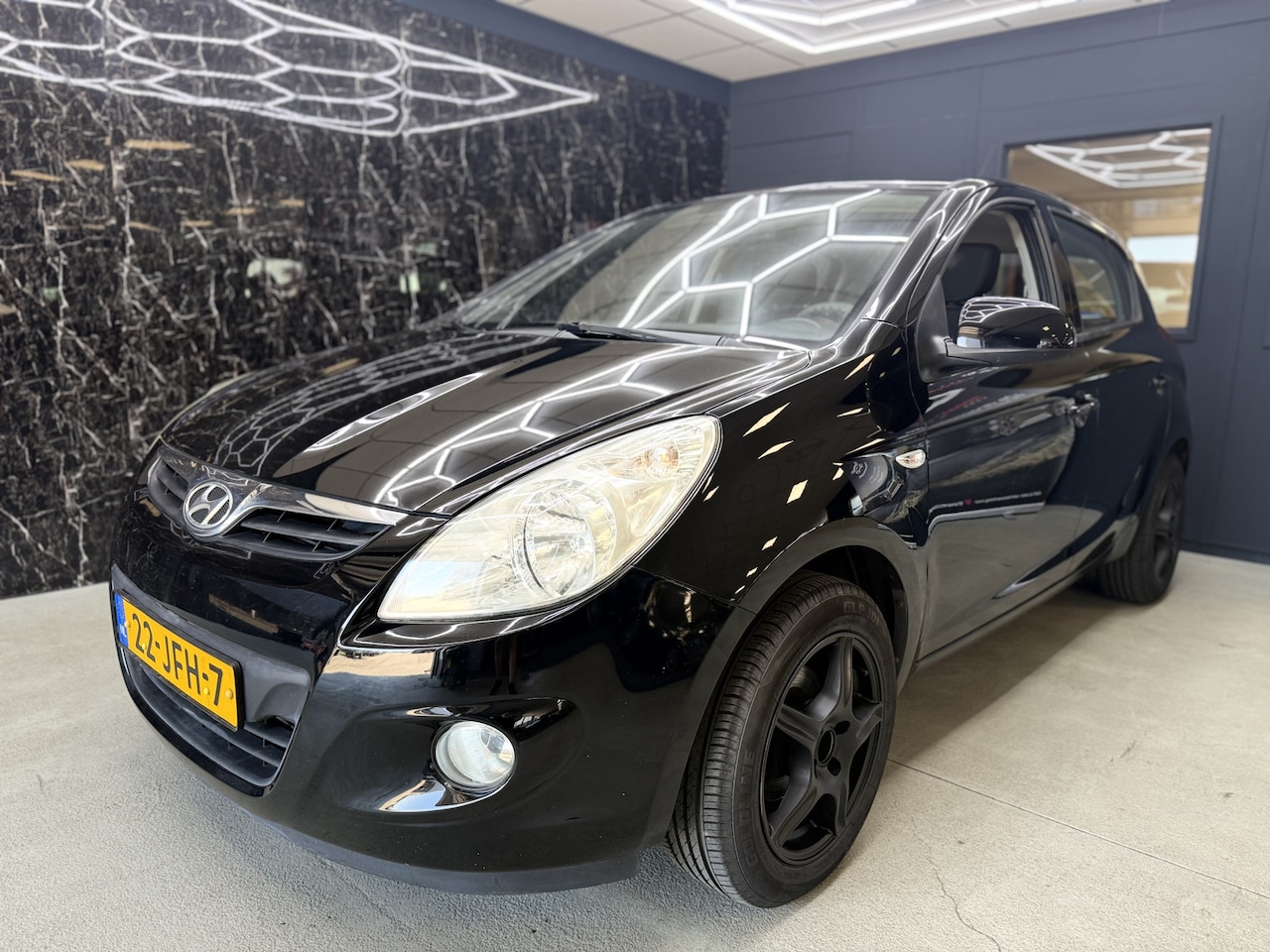 Hyundai i20 - 1.2i DynamicVersion 1.2i DynamicVersion - AutoWereld.nl
