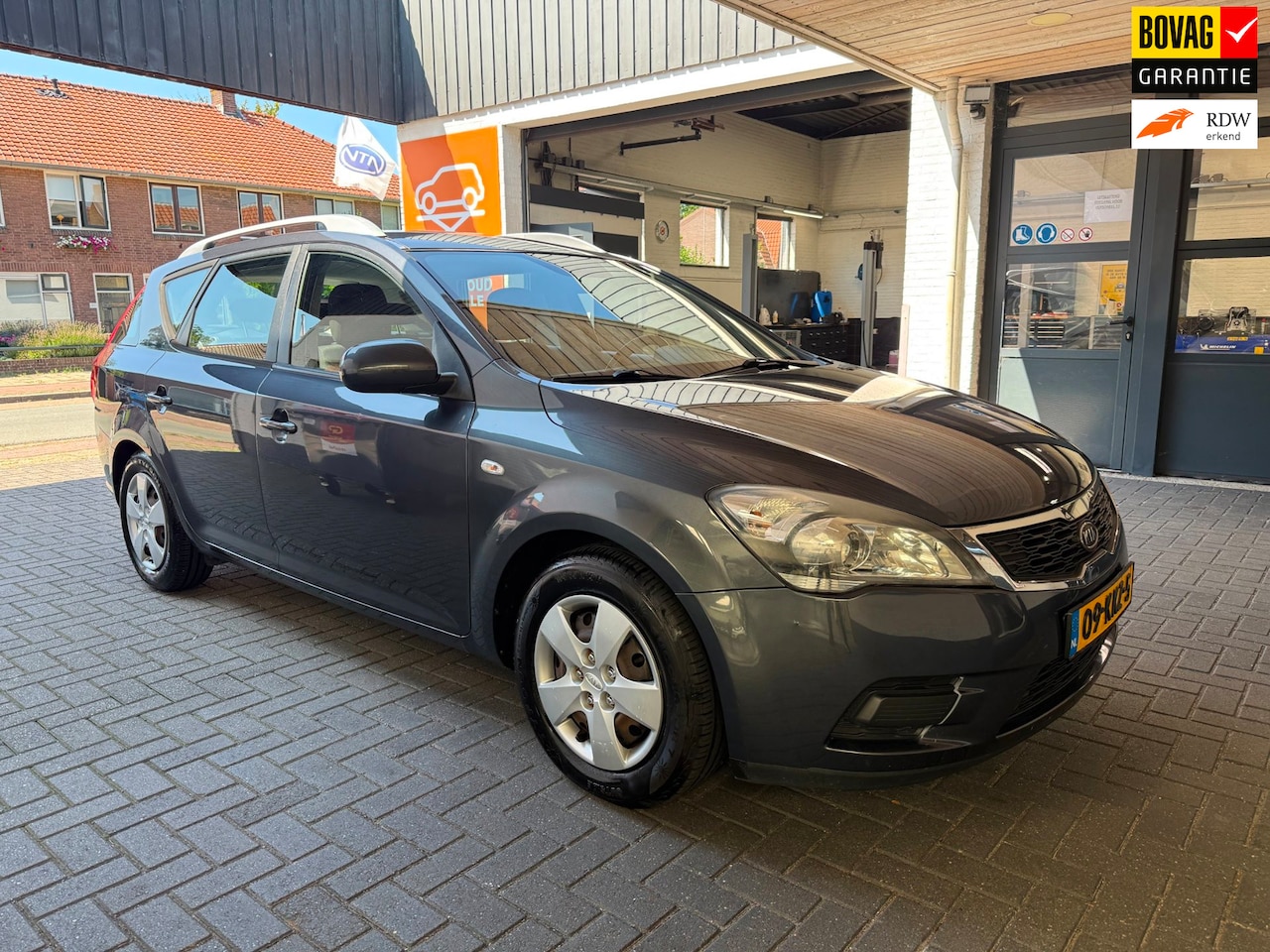 Kia Cee'd - 1.4 CVVT X-tra 1.4 CVVT X-tra - AutoWereld.nl