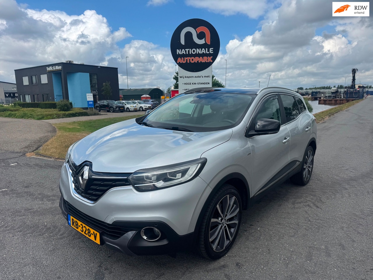 Renault Kadjar - | 2015 | 1.6 dCi Bose | Top Auto | APK - AutoWereld.nl