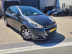 Peugeot 208 - 1.6 Hdi Navi Cruise Airco Netjes Lage Km