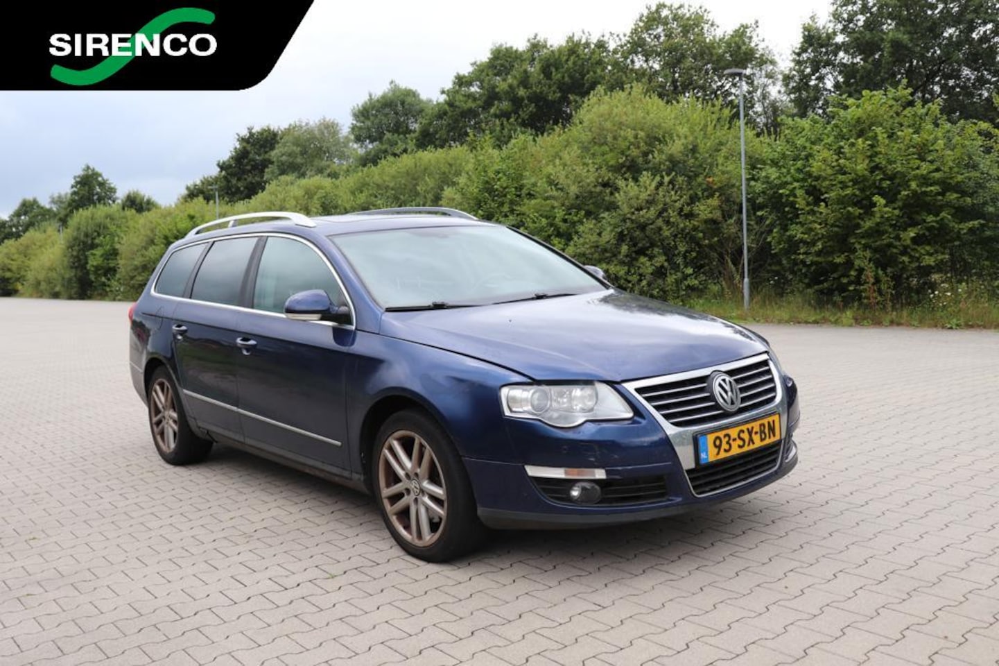 Volkswagen Passat Variant - 2.0 TDI Highline export | schuifdak | leder | stoelerwarming | trekhaak | - AutoWereld.nl