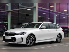 BMW 3-serie Touring - 330i xDrive Innovation pack / M Sport PRO Automaat / Panoramadak / Trekhaak / Sportstoelen