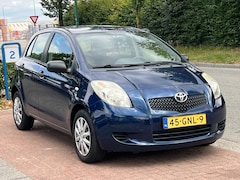 Toyota Yaris - 1.3 VVTi Sol Airco | 5 deurs