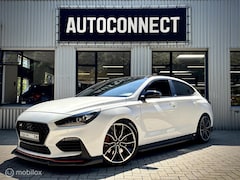 Hyundai i30 Fastback - 2.0 T-GDI. PANO, NAVI, CAMERA, XENON