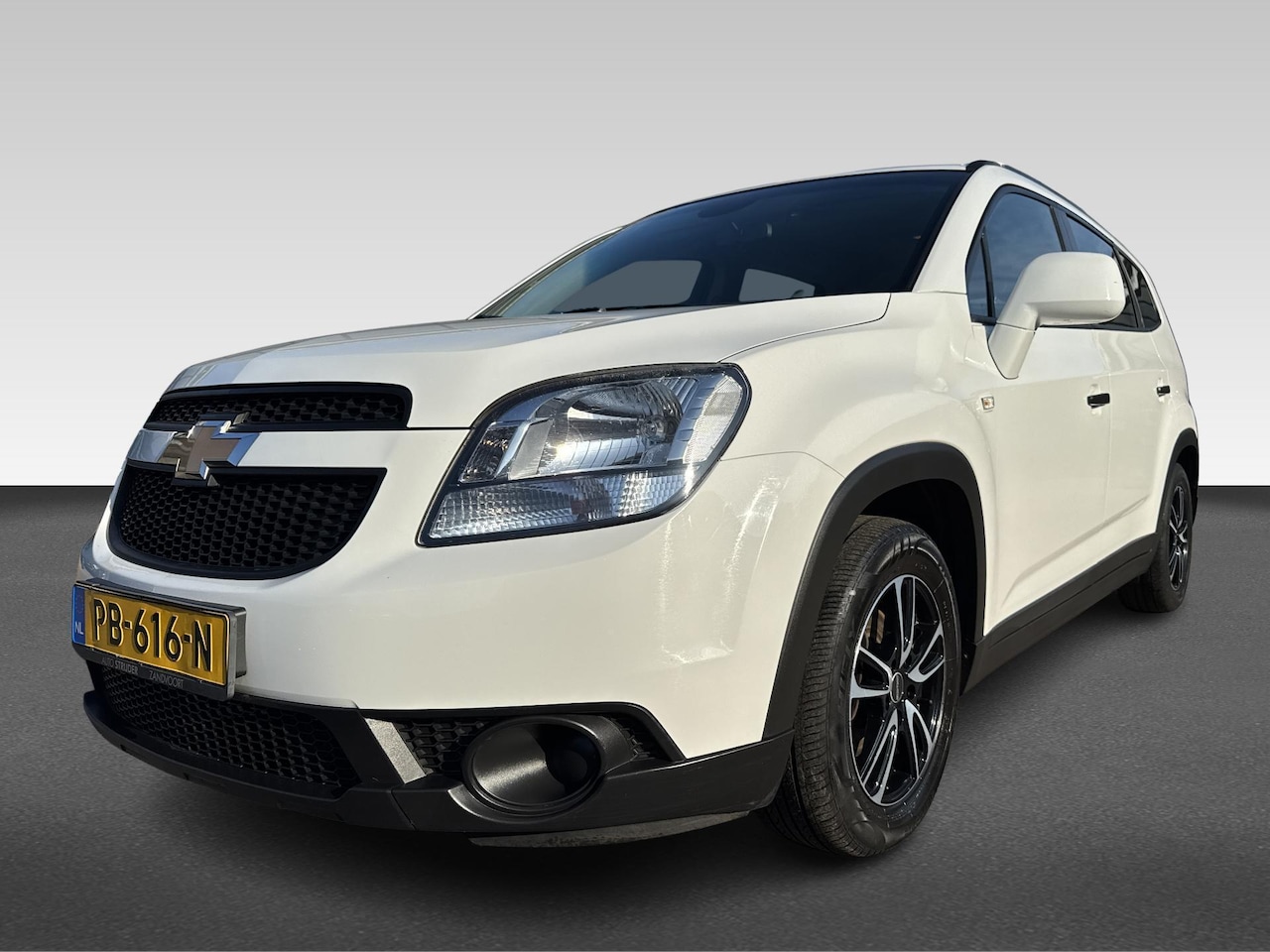Chevrolet Orlando - 1.8 141pk LS / Trekhaak / 7-persoons | 16" Stalen velgen + wieldoppen | Buitenspiegels in - AutoWereld.nl