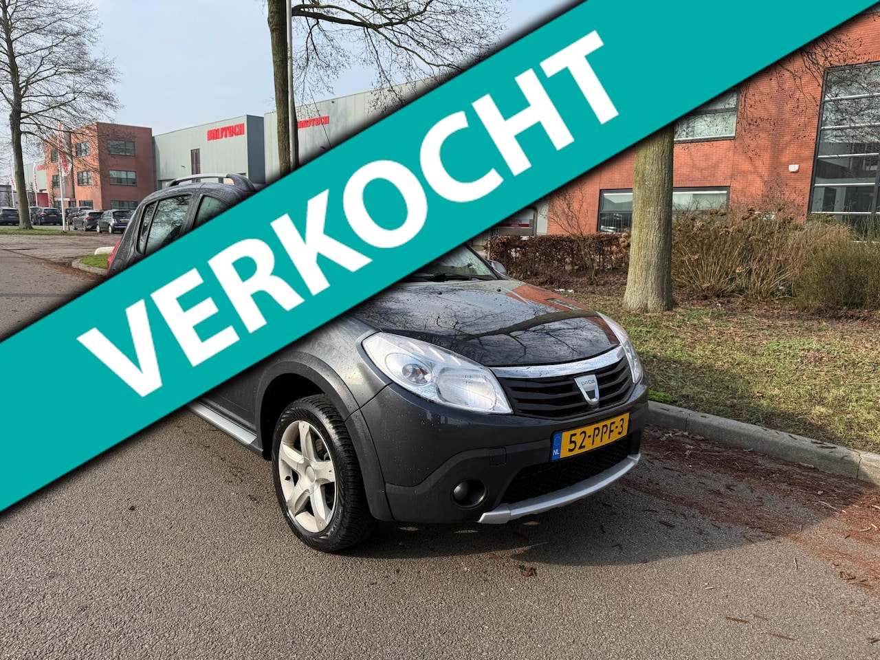 Dacia Sandero Stepway - 1.6 ZEER NETTE AUTO - AutoWereld.nl