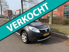 Dacia Sandero Stepway - 1.6 ZEER NETTE AUTO