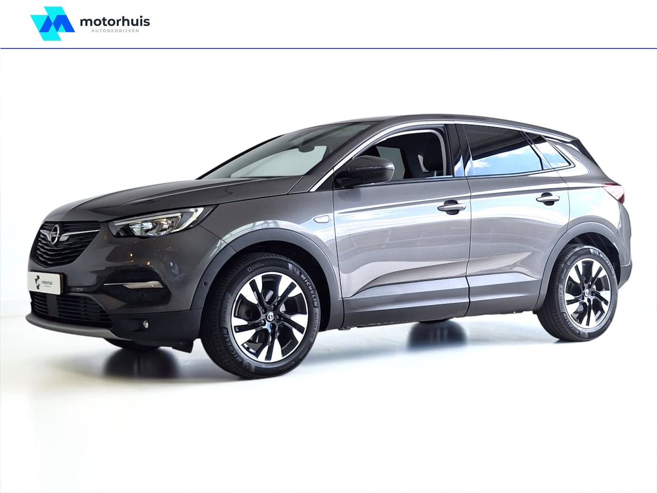 Opel Grandland X - 1.2 Turbo Innovation 130pk Automaat NAVI CAMERA WINTERPACK APPLE CARPLAY - AutoWereld.nl