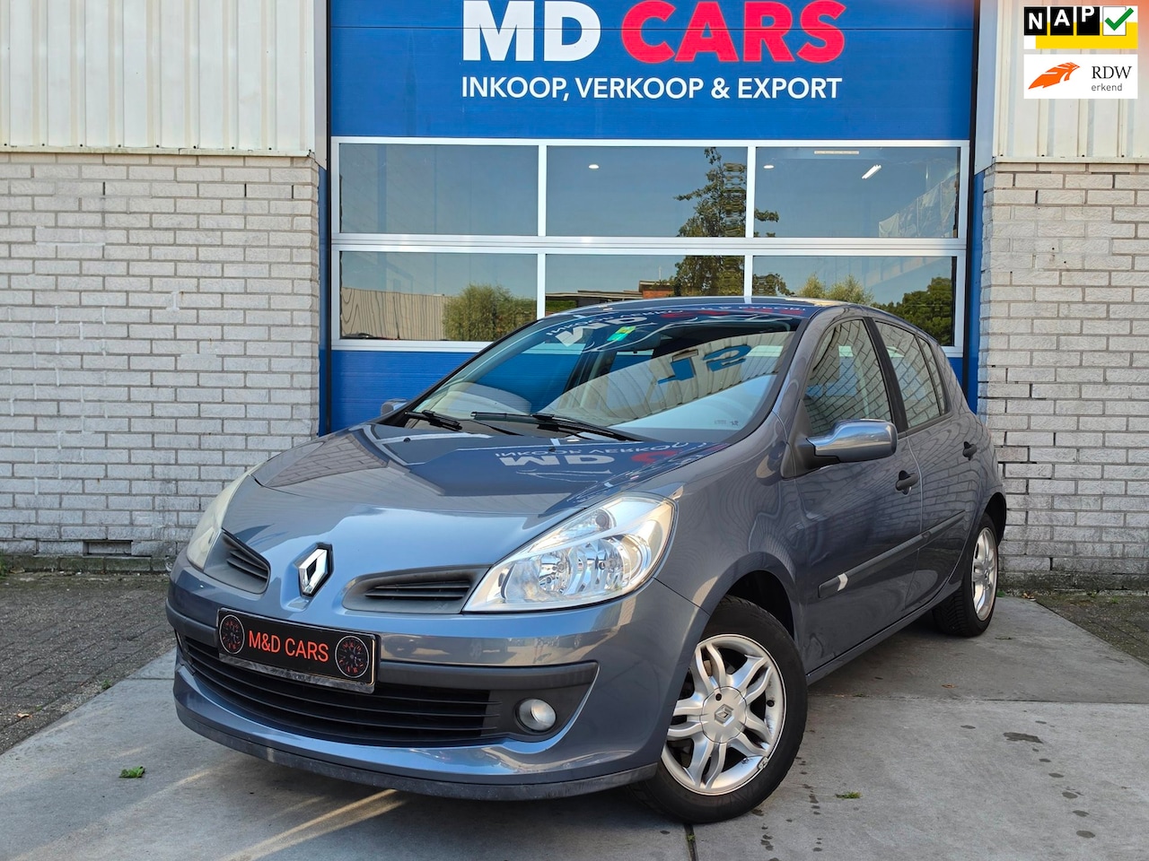 Renault Clio - 1.6-16V Dynamique Luxe AUTOMAAT/AIRCO/NAP/CR CONTROL - AutoWereld.nl