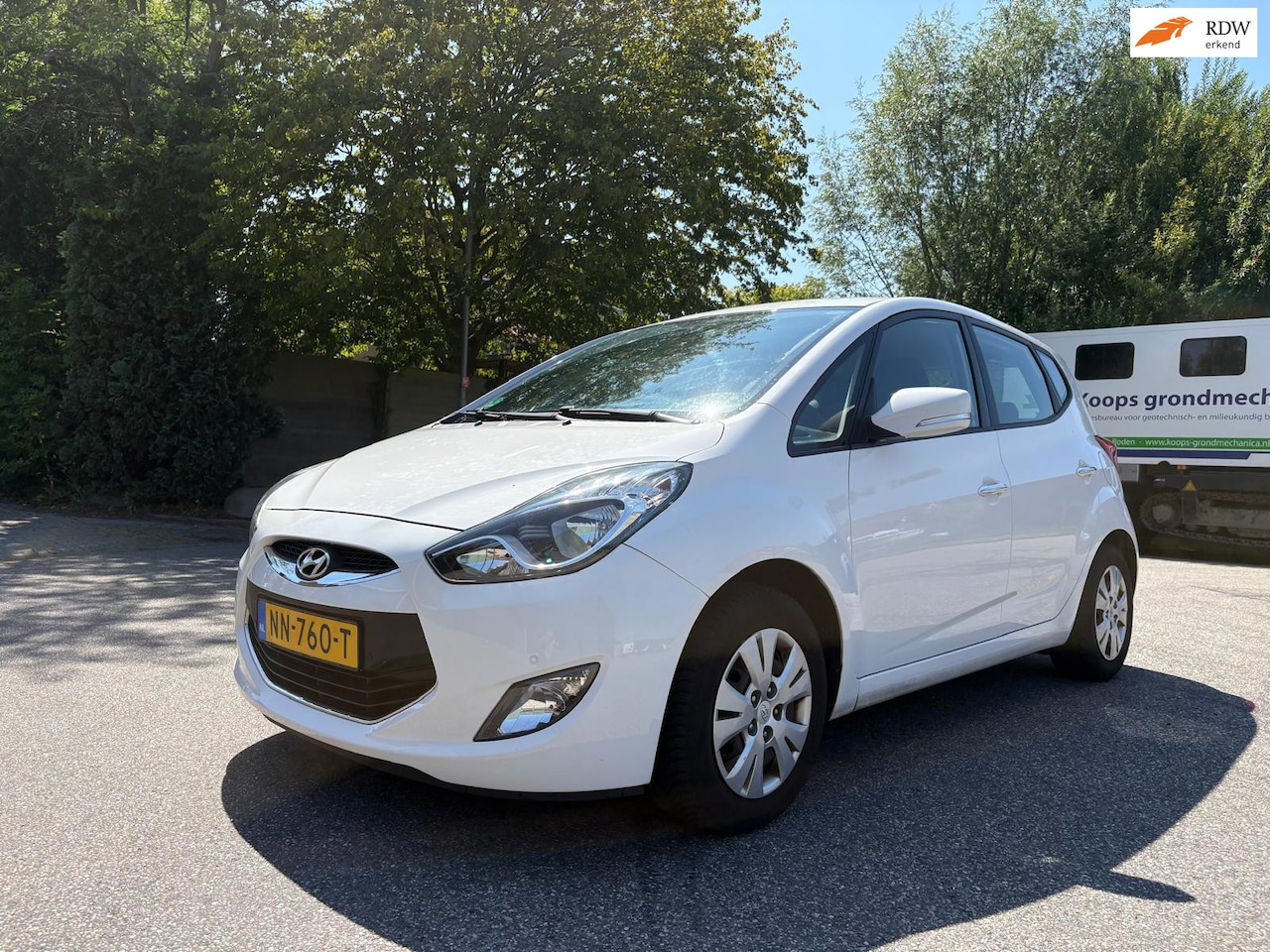 Hyundai ix20 - 1.4i i-Vision* Airco* Cruise*Stoelverwarming*P Sensoren*Dealer Onderhouden - AutoWereld.nl