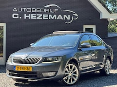 Skoda Octavia - 1.2 TSI Greentech Elegance Businessline Xenon Panoramadak Navi Cruise Climate Control
