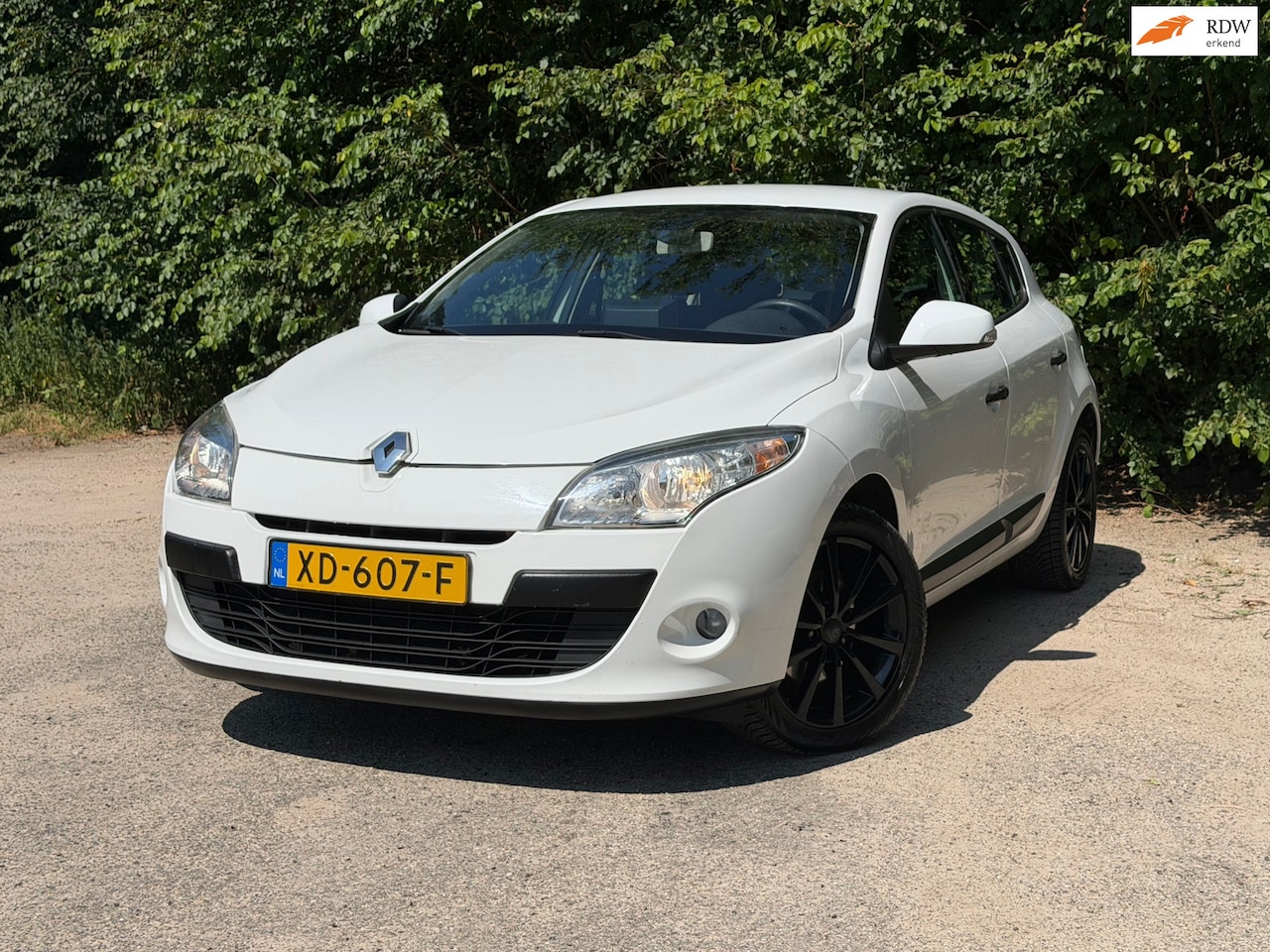 Renault Mégane - 1.6 Dynamique | " 161.000 " KM + Cruise control Nu € 4.500,- !!! - AutoWereld.nl